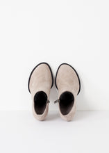 Load image into Gallery viewer, Camoscio Zip Heel